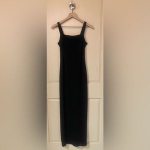 Simply beautiful black Ann Taylor sheath dress.